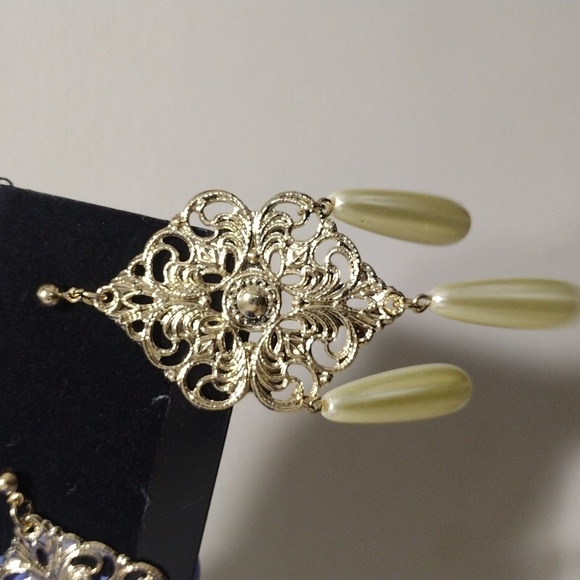 Women's Stylish Gold-tone Filigree Design Long Beads Drop Dangle Earrings, #4 - Picture 5 of 5